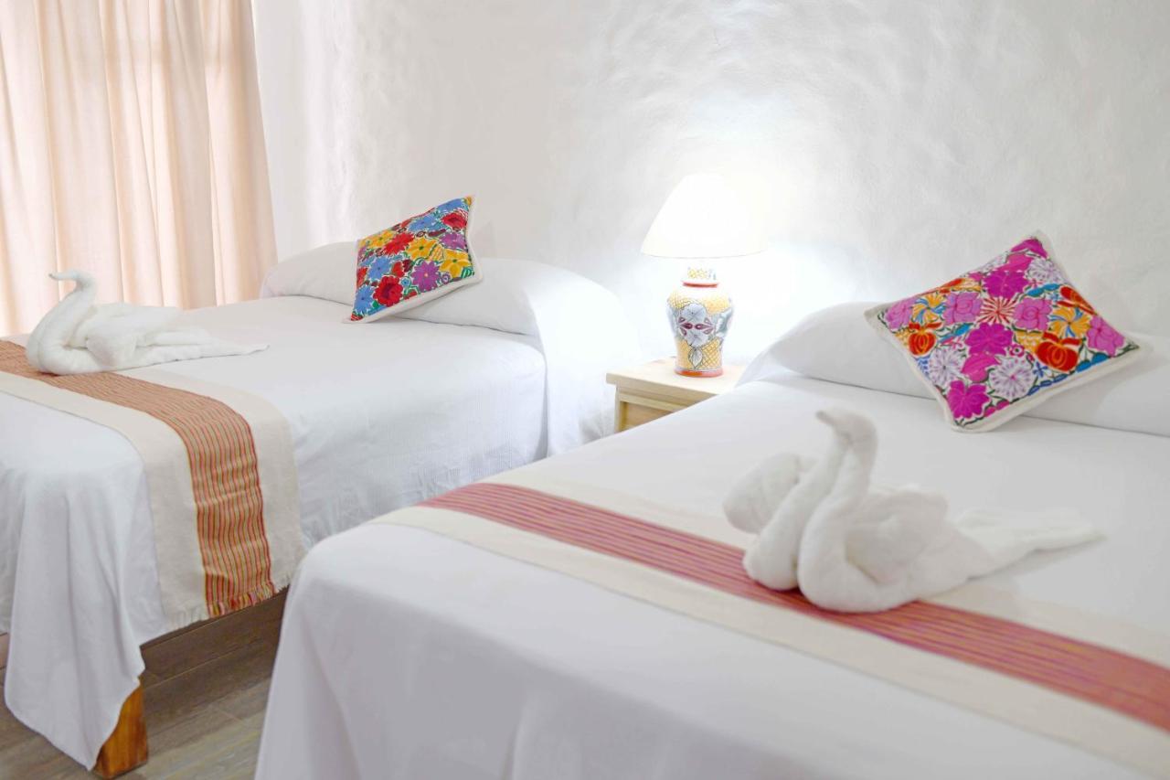Petit Hotel Pilitas (Adults Only) Пуэрто-Вальярта Экстерьер фото
