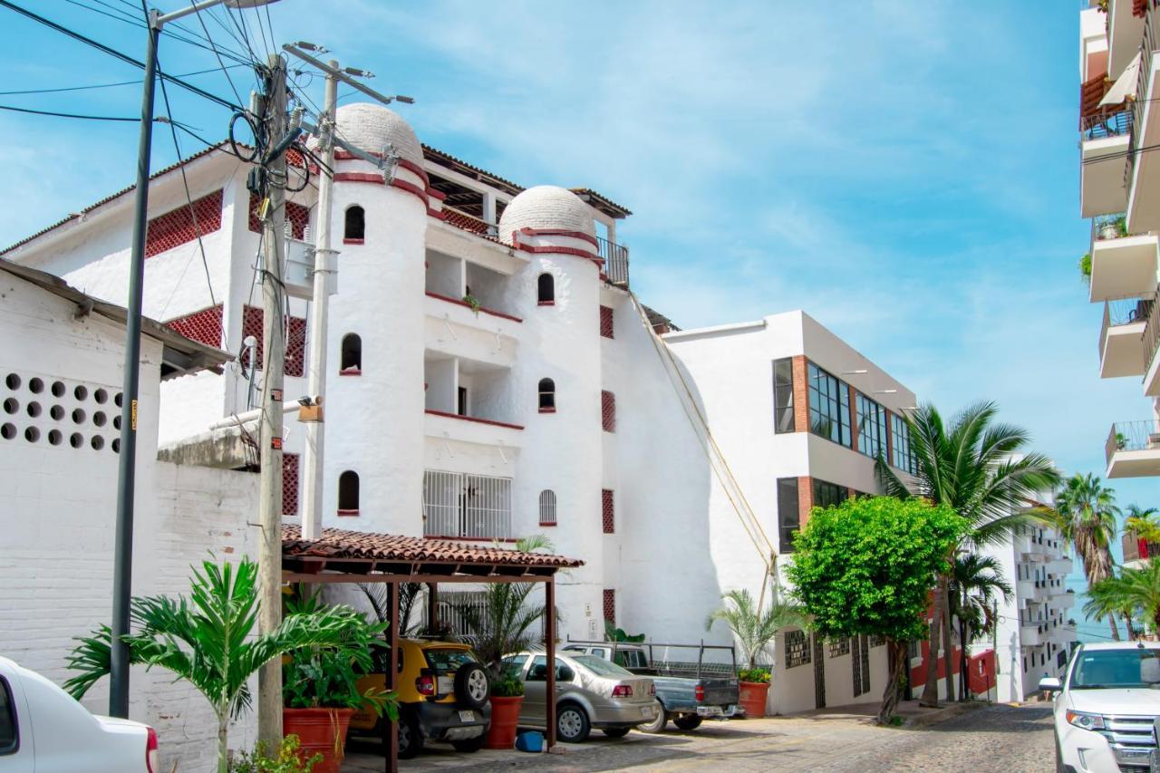 Petit Hotel Pilitas (Adults Only) Пуэрто-Вальярта Экстерьер фото