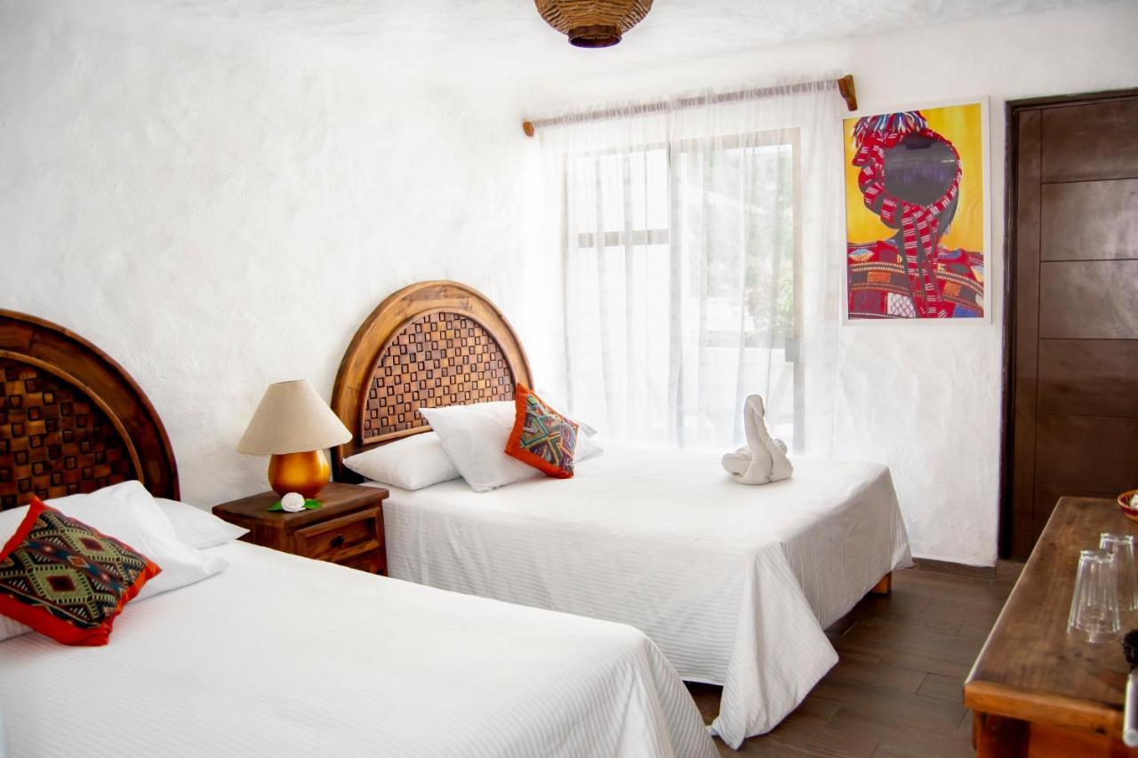 Petit Hotel Pilitas (Adults Only) Пуэрто-Вальярта Экстерьер фото