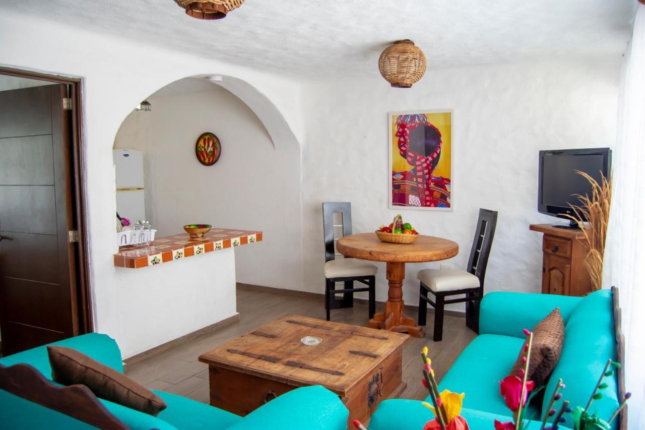 Petit Hotel Pilitas (Adults Only) Пуэрто-Вальярта Экстерьер фото